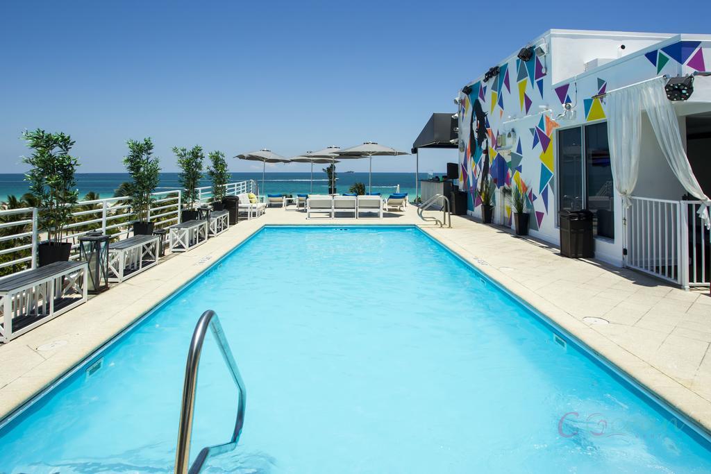 C Ocean Rentals At Strand Ocean Drive (Adults Only) Майами-Бич Экстерьер фото